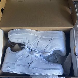 Nike womens Air Force 1